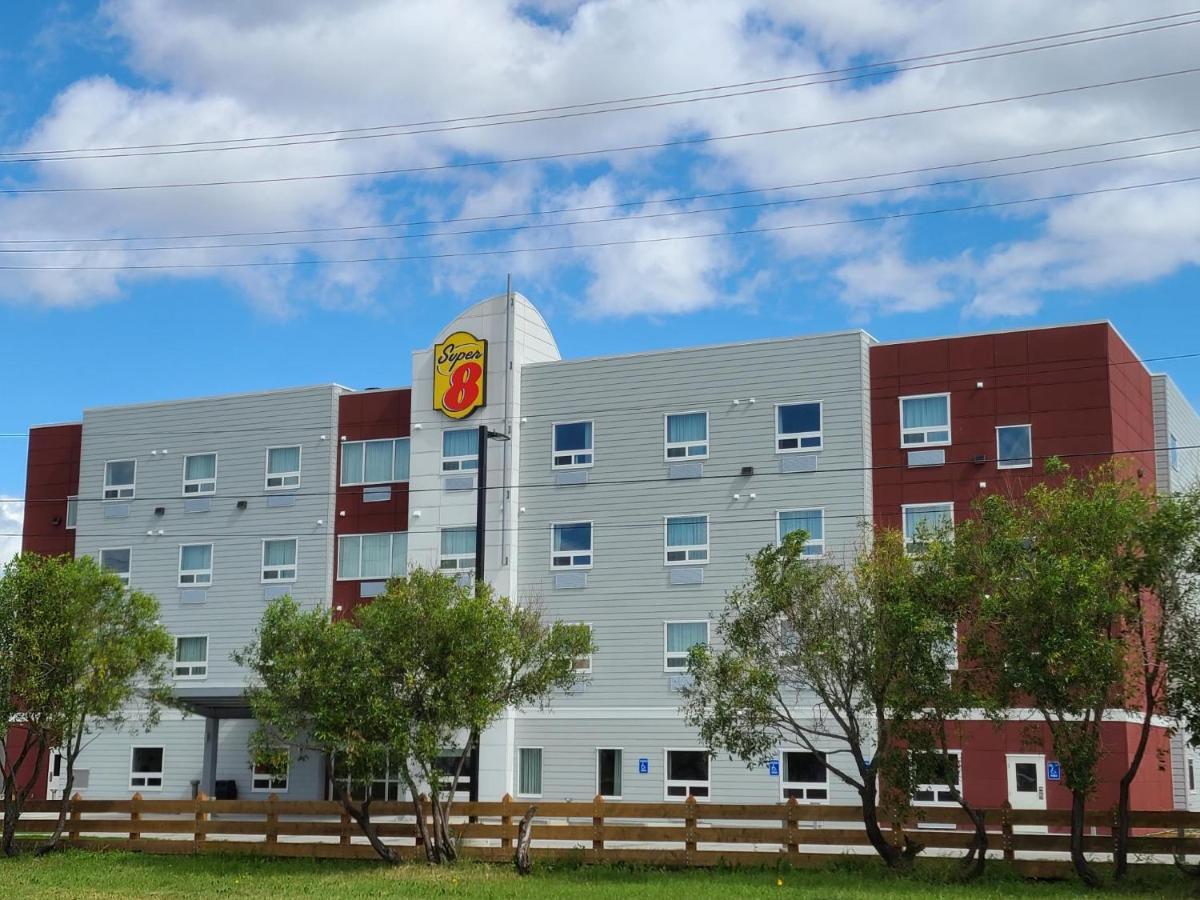 Hotel Super 8 By Wyndham 3*